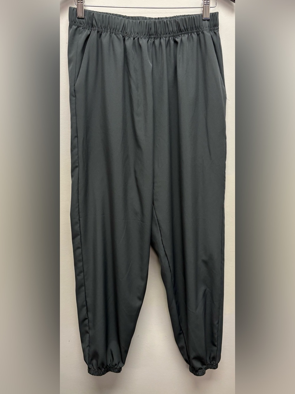 4 for $25 ✨ Charcoal Grey Elastic Waist Jogger Pants – XXL